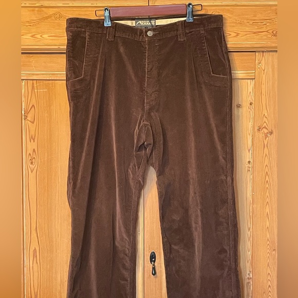MENS Mountain Khakis corduroy pants, 38"x34" EUC, rich brown gussetted crotch - Picture 10 of 11